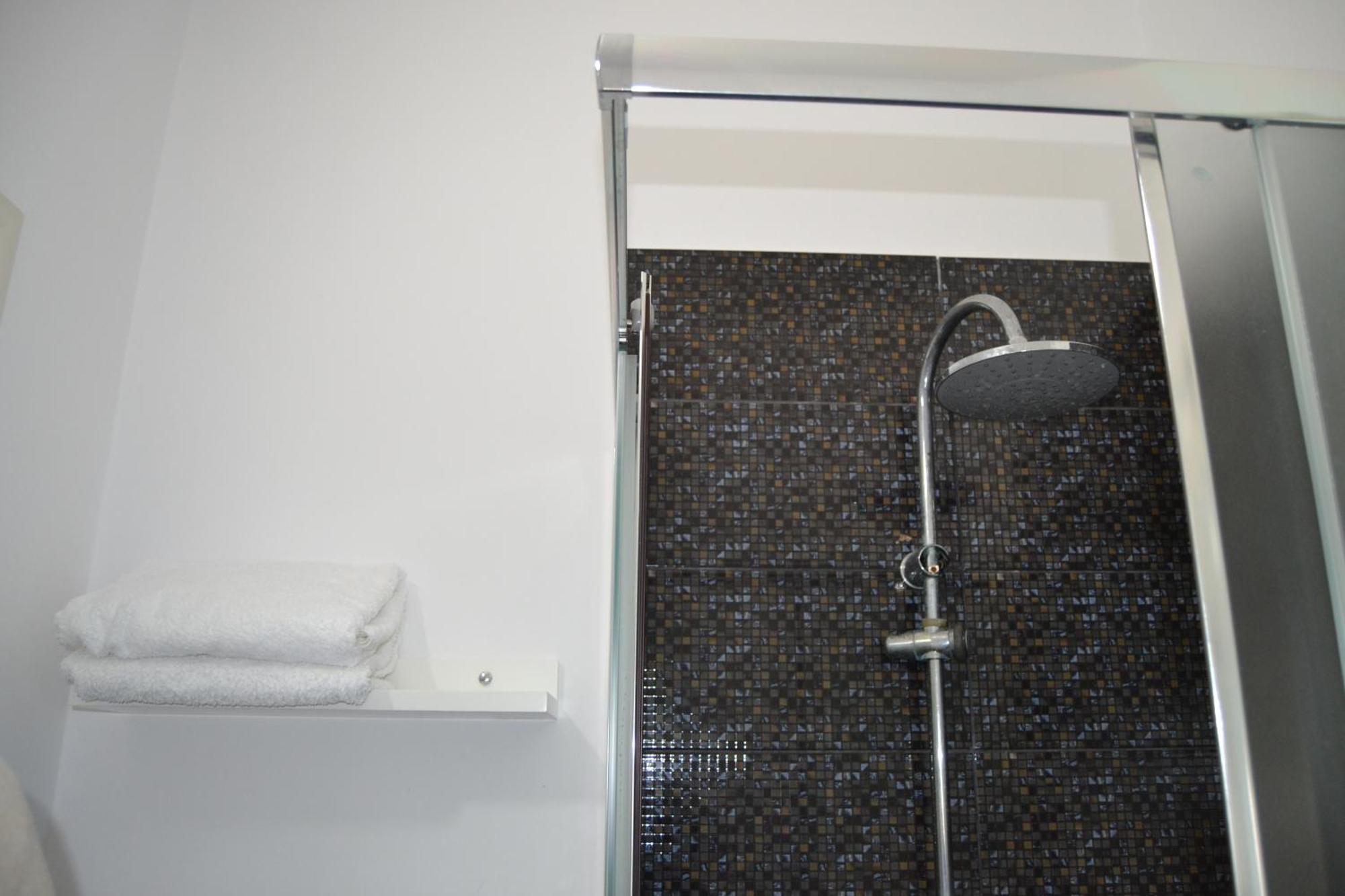 Kodra E Godenve Hotel Vile-Ballaj Room photo